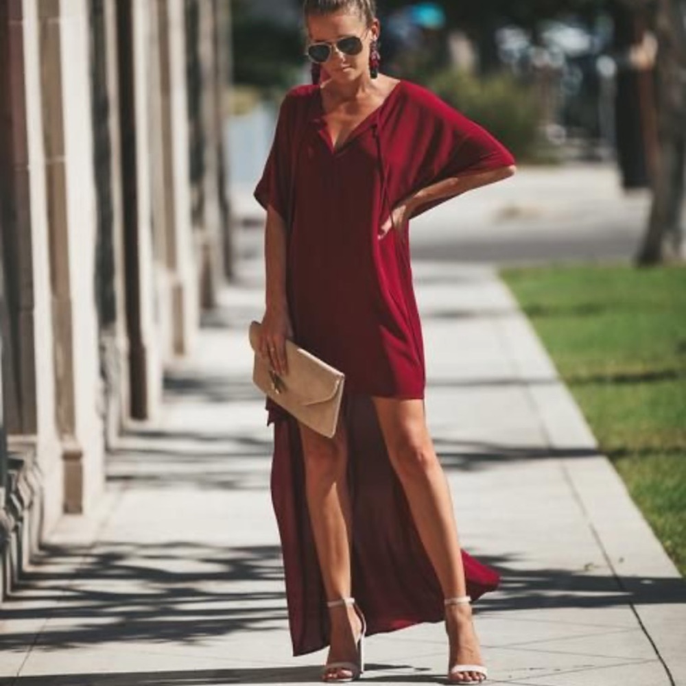 VICI High Low Flowy Dress- Medium in Wine